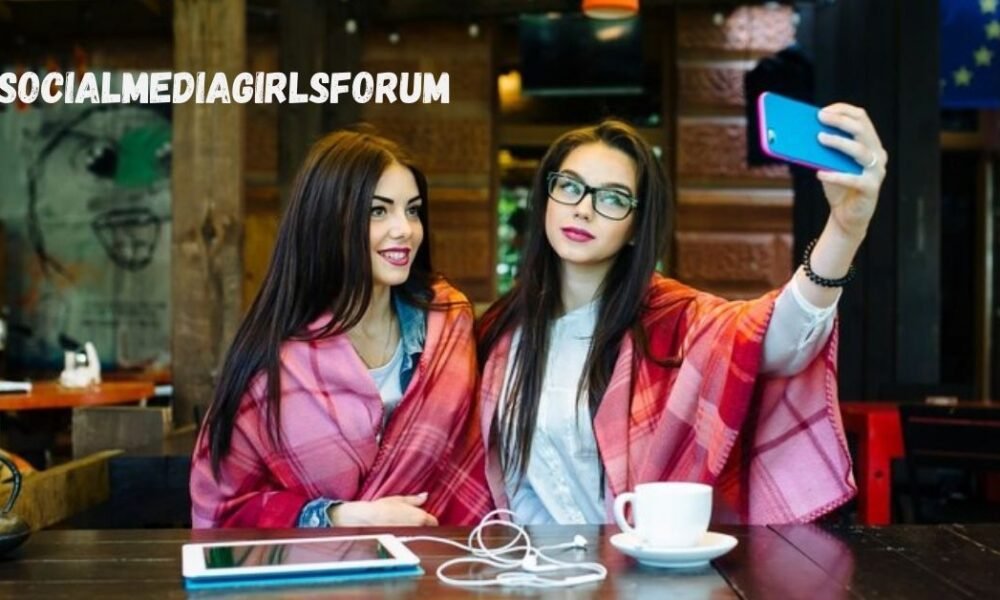 Social Media Girl Forum